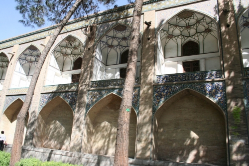 Isfahan Inhabitant Crossword